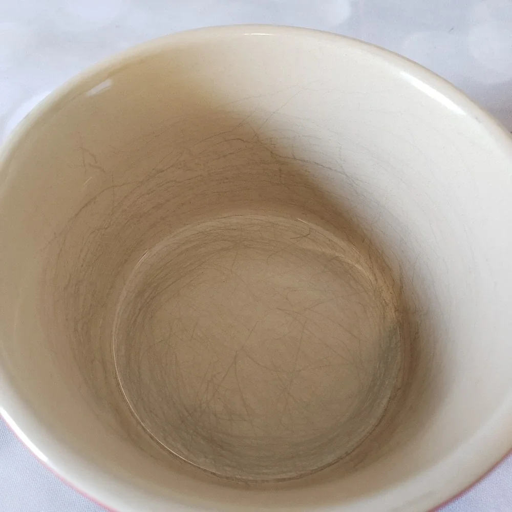 Le Creuset Custard Cup Ramekin Stoneware Set Of 2 Not Matching Red 11-03 & 15-16